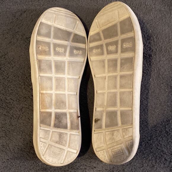 Toms Rainbow Polka Dot on Navy Blue One for One Slip-Ons w/NEW Tote Bag - Picture 7 of 11